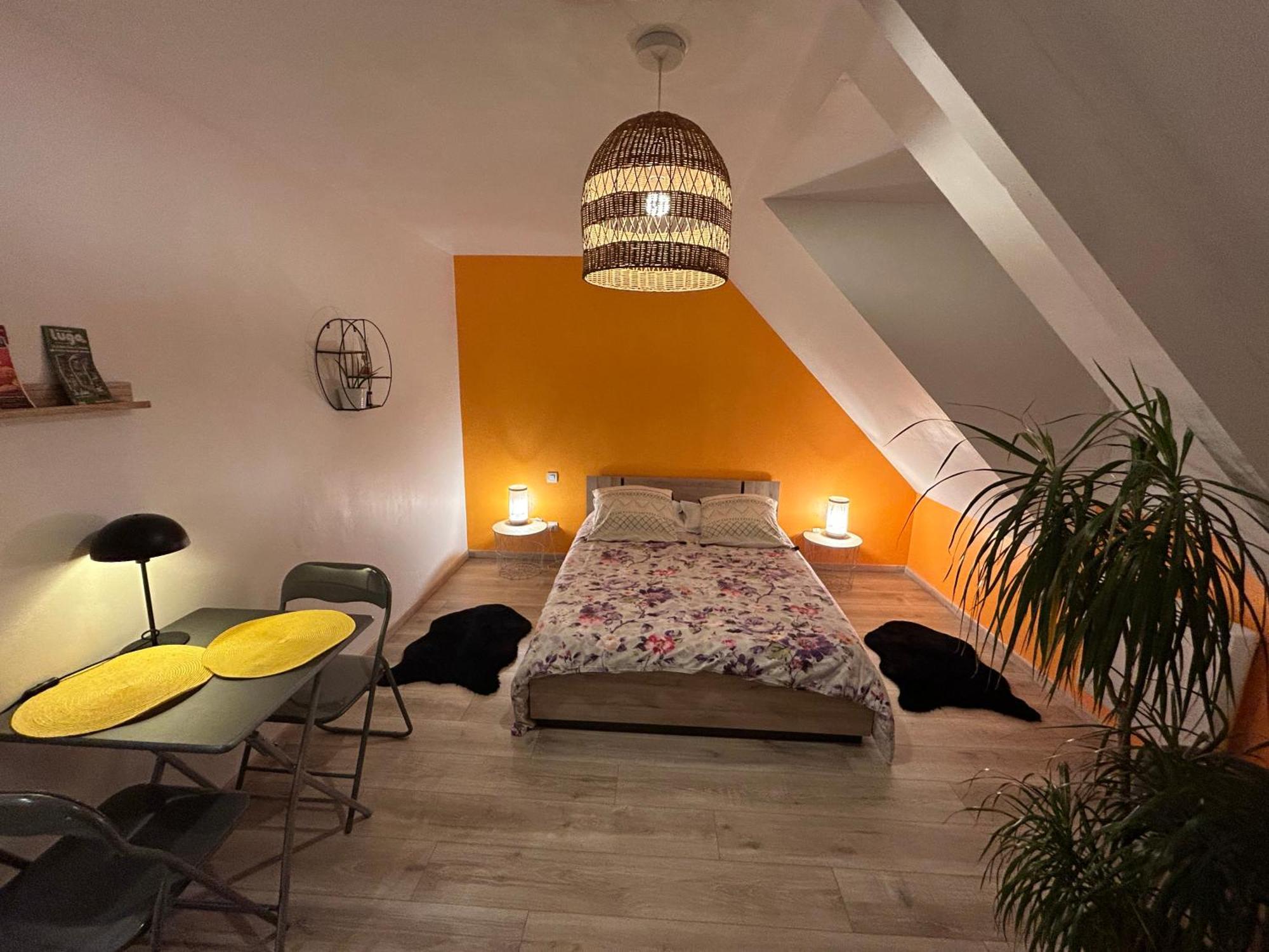 Chambre Mont Saint Michel Apartment Huisnes-sur-Mer Luaran gambar